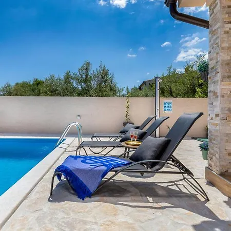 Villa Blue Sapphire Boutique Villa Liznjan