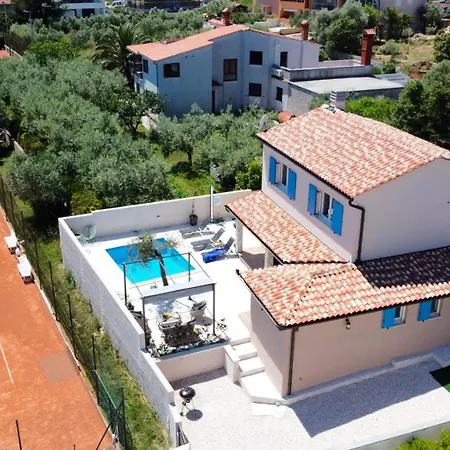 Blue Sapphire Boutique Villa
