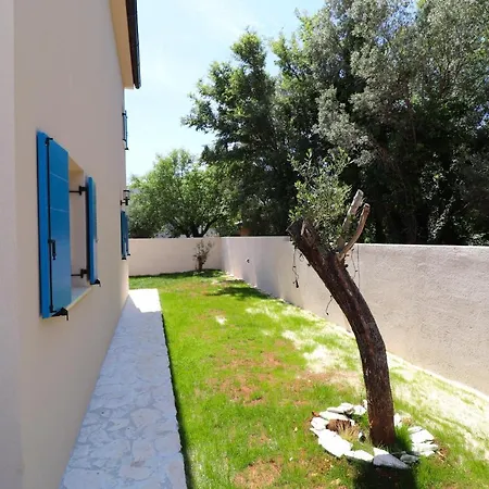 Blue Sapphire Boutique Villa * Liznjan